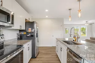 398 Point Hope Ln, Hendersonville, NC 28792 - Photo 10