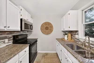 430 Queens Road #122, Charlotte, NC 28207 - Photo 4