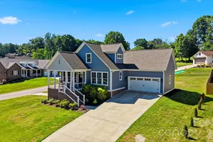 135 Maplewood Ct, Hudson, NC 28638 - Photo 2