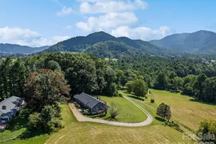 90 Blueberry Hill Dr, Clyde, NC 28721 - Photo 36