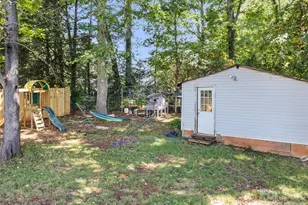 90 Blueberry Hill Dr, Clyde, NC 28721 - Photo 32