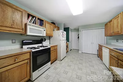 2000 Sossoman Springs Road, Midland, NC 28107 - Photo 10