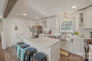 1411 Dean St, Charlotte, NC 28216 - Photo 8