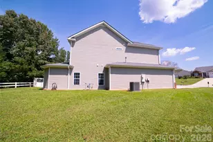 140 Lady Slipper Ln SW, Valdese, NC 28690 - Photo 20