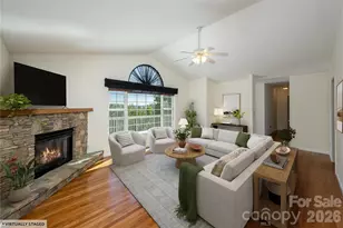 219 Greens View Dr, Horse Shoe, NC 28742 - Photo 4