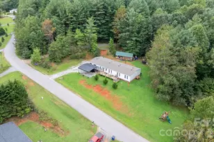 2461 Shadowbrook Drive, Lenoir, NC 28645 - Photo 28