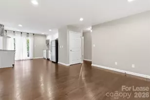 2012 Ibis Ct, Charlotte, NC 28205 - Photo 6