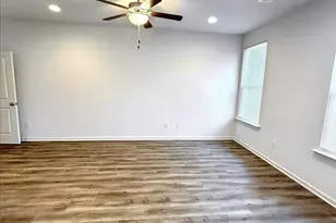 2026 McDonald Dr, Charlotte, NC 28216 - Photo 4