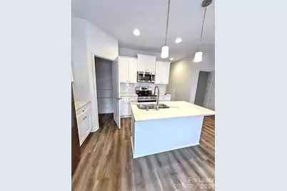 2026 McDonald Drive, Charlotte, NC 28216 - Photo 2
