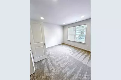 2026 McDonald Drive, Charlotte, NC 28216 - Photo 8
