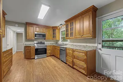 304 Canterbury Road, Cullowhee, NC 28723 - Photo 12