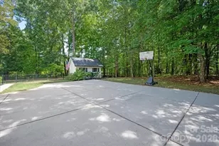 611 Pacer Ln, Waxhaw, NC 28173 - Photo 46