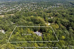 611 Pacer Ln, Waxhaw, NC 28173 - Photo 2