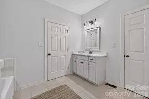 611 Pacer Ln, Waxhaw, NC 28173 - Photo 32