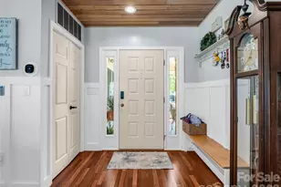 2365 Rosemont Ct, Hendersonville, NC 28791 - Photo 8