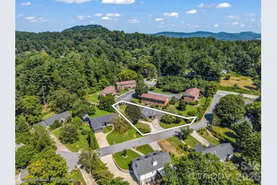 2365 Rosemont Court, Hendersonville, NC 28791 - Photo 38