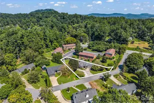 2365 Rosemont Ct, Hendersonville, NC 28791 - Photo 38