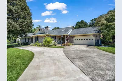 2365 Rosemont Court, Hendersonville, NC 28791 - Photo 2