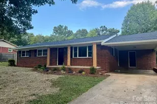 1911 Wall St, Morganton, NC 28655 - Photo 1