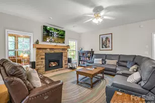 107 Wilkerson Ct, Lake Lure, NC 28746 - Photo 6