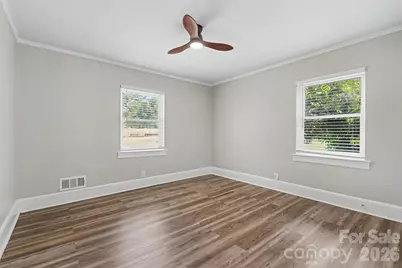 2728 Arnold Drive, Charlotte, NC 28205 - Photo 18