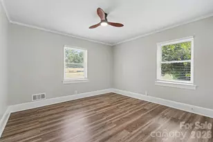 2728 Arnold Dr, Charlotte, NC 28205 - Photo 18
