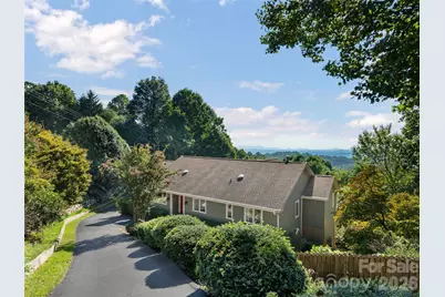 288 Roberts Drive, Laurel Park, NC 28739 - Photo 2