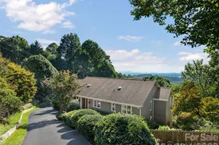 288 Roberts Dr, Laurel Park, NC 28739 - Photo 2