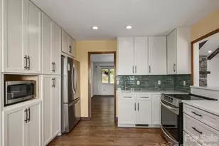 288 Roberts Dr, Laurel Park, NC 28739 - Photo 10