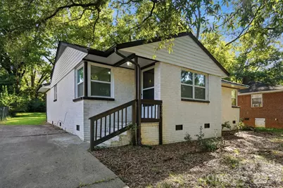 3300 Bonaire Drive, Charlotte, NC 28208 - Photo 2