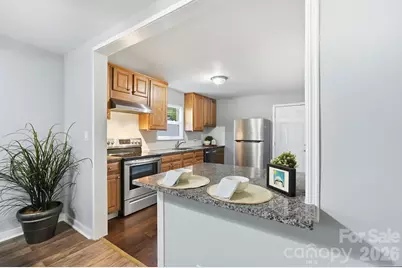 3300 Bonaire Drive, Charlotte, NC 28208 - Photo 6