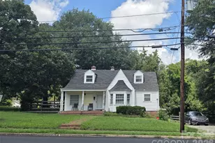 204 E Trade St, Dallas, NC 28034 - Photo 1
