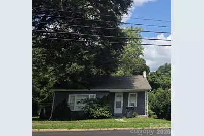 204 E Trade Street, Dallas, NC 28034 - Photo 2