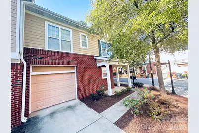 15402 St Christopher Court, Charlotte, NC 28277 - Photo 2