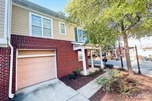 15402 St Christopher Ct, Charlotte, NC 28277 - Photo 2