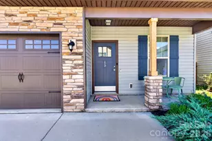 15 Greenly Ln, Fletcher, NC 28732 - Photo 2