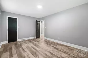 8051 S Way Rd, Charlotte, NC 28215 - Photo 26