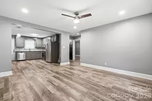 8051 S Way Rd, Charlotte, NC 28215 - Photo 8