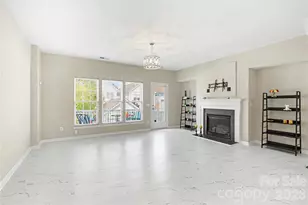 12753 Bullock Greenway Blvd, Charlotte, NC 28277 - Photo 10