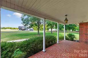 2639 Mt Olive Church Rd, Newton, NC 28658 - Photo 2