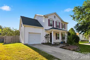 1428 Nature Pl, Charlotte, NC 28214 - Photo 2