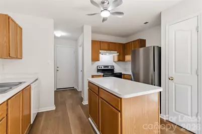 1428 Nature Place, Charlotte, NC 28214 - Photo 10