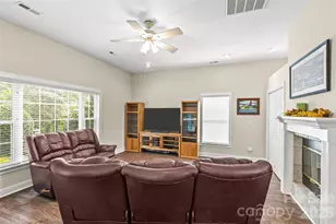 12316 Panthersville Dr, Charlotte, NC 28269 - Photo 18