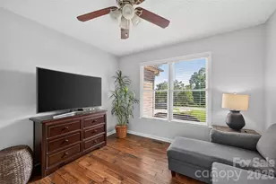 2 Hunters Creek Ln, Granite Falls, NC 28630 - Photo 20