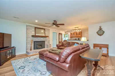 127 Fairway Drive, Mooresville, NC 28117 - Photo 8
