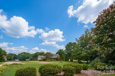 127 Fairway Drive, Mooresville, NC 28117 - Photo 4