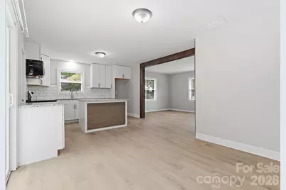 5233 Delivau Drive, Charlotte, NC 28215 - Photo 10