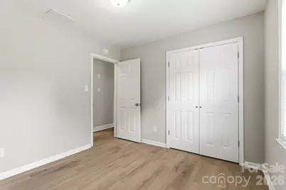 5233 Delivau Drive, Charlotte, NC 28215 - Photo 14
