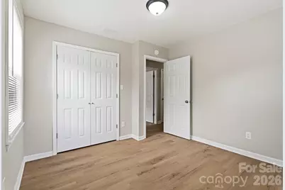 5233 Delivau Drive, Charlotte, NC 28215 - Photo 16