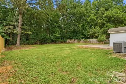 5233 Delivau Drive, Charlotte, NC 28215 - Photo 22